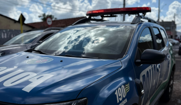Menor foge com namorado para viver na rua e é encontrada pela PM após quatro dias