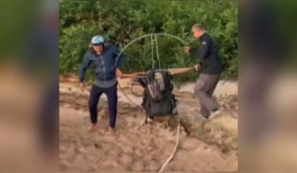 Bombeiro de folga salva piloto de parapente que caiu em mata às margens do Rio Araguaia
