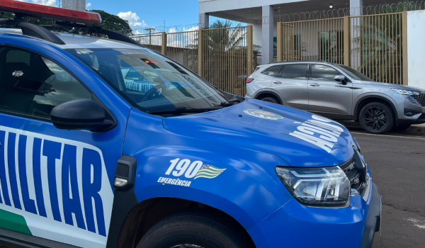 Sob ameaças e xingamentos, mãe denuncia filho agressor e pede medidas protetivas