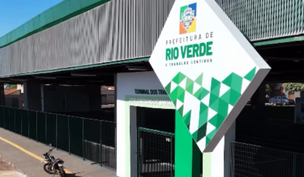 Feira da Promissão volta ao Terminal do Zequinha após revitalização, em Rio Verde