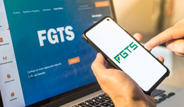 Governo autoriza saque-aniversário do FGTS em duas etapas e libera até R$ 7,8 bilhões