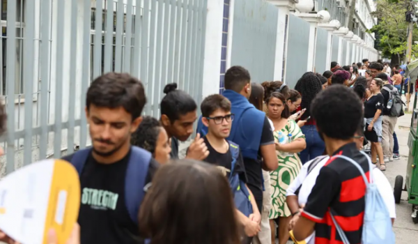 Último dia: prazo para pagar taxa de inscrição do Enem 2026 termina nesta quarta (17)