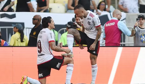 Flamengo atropela o Vasco, São Paulo voa e traz esperança ao torcedor e Goiás lidera na Série B