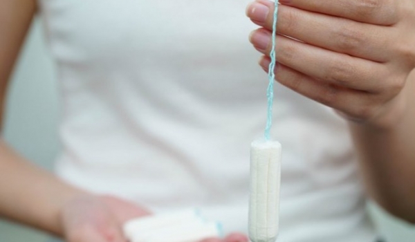 Fluxo menstrual intenso pode indicar alerta de saúde, segundo especialista