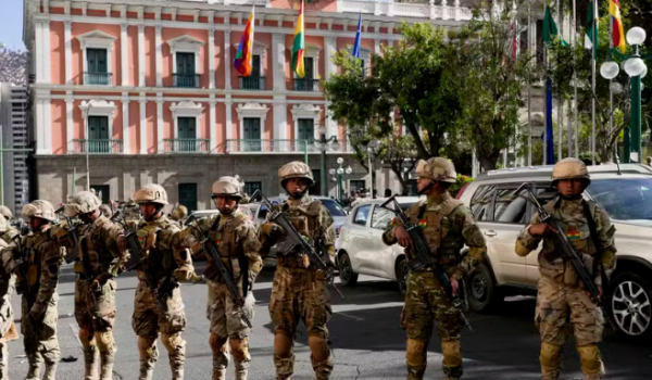 Forças Armadas Bolivianas se mobilizam e temor por golpe aumenta