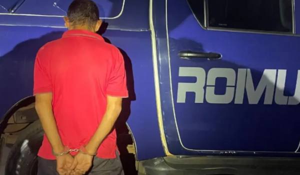 Funcionário incendeia carro do patrão após desentendimento e acaba preso na Vila Borges, em Rio Verde