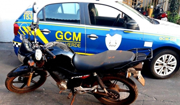 Em menos de 24 horas após o crime, moto é recuperada por equipe da GCM