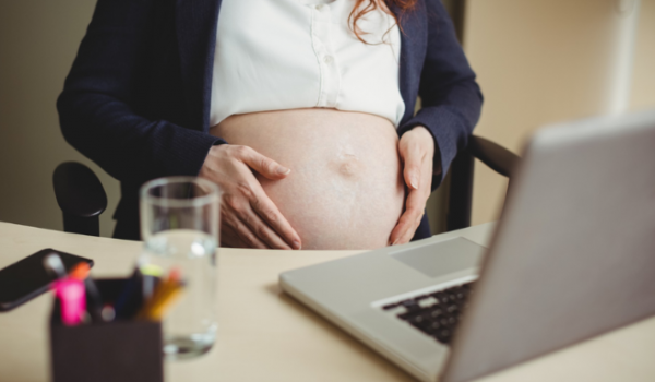 Empresa é condenada por assédio contra gestante em Goiânia; 'barriga feia'