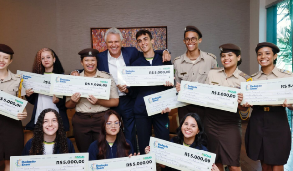 Goiás lança prêmio de até R$ 10 mil para alunos que se destacarem em Matemática no Enem