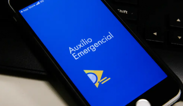 Governo cobra devolução de R$ 478,8 milhões recebidos indevidamente no auxílio emergencial