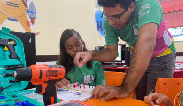 Governo de Goiás lança curso de programação para professores da rede pública de Rio Verde