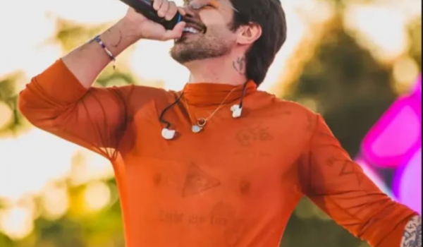 Guilherme rebate críticas ao figurino usado em gravação de DVD no Araguaia: 