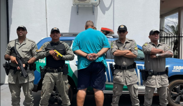 Homem é preso após importunar mulher e dirigir sob efeito de álcool, em Porteirão