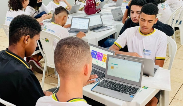 Programa da rede estadual de ensino impacta mais de 600 mil alunos e professores