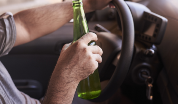 Um condutor a cada 33 minutos é autuado por dirigir sob efeito de álcool em Goiás, revela Detran 