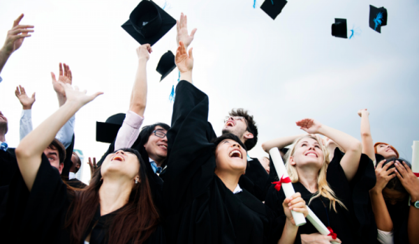 Diploma digital passa a ser obrigatório no Brasil