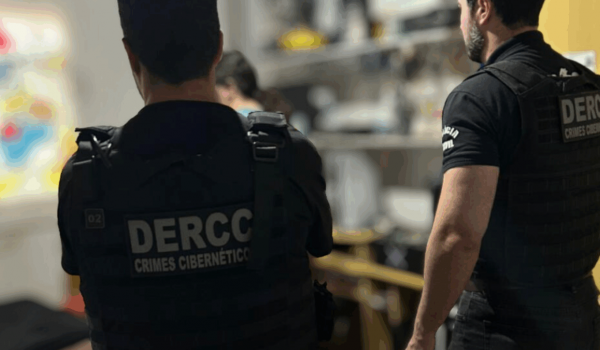 PCGO prende homem por armazenar material de exploração sexual envolvendo crianças e adolescentes 