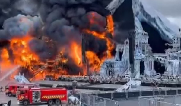 Incêndio destrói palco principal do Tomorrowland na véspera da abertura do festival na Bélgica