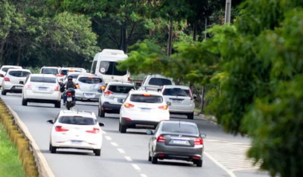 IPVA 2025 em atraso pode ser parcelado em até seis vezes a partir desta sexta-feira