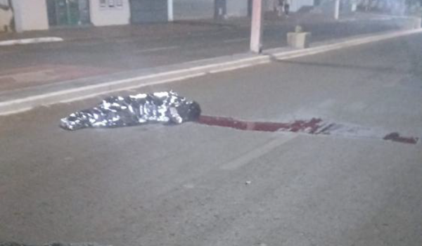 Jovem morre após ser atropelada por carro de aplicativo em avenida do Setor Pauzanes em Rio Verde