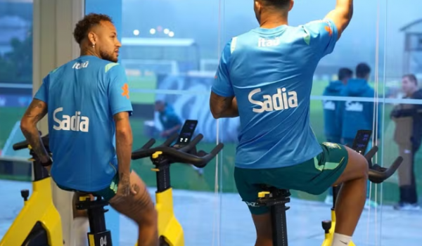 Lesão de Neymar preocupa Seleção; craque deve perder amistosos e até estreia na Copa 