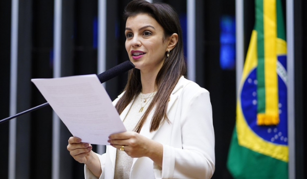 Marussa Boldrin não votou contra impeachment de Moraes; entenda