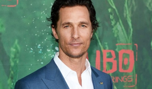 Matthew McConaughey passa dois dias no deserto lendo críticas negativas e revela lições inesperadas