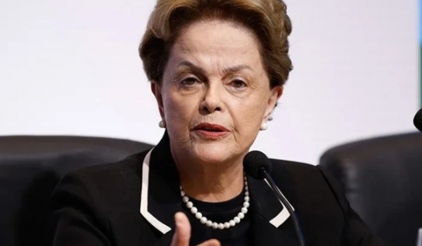Ministério fixa indenização mensal de R$ 17.562,80 a Dilma Rousseff
