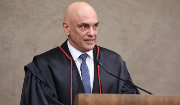 Moraes ordena pagamento de R$ 18 mi e manda desbloquear contas do X e Starlink no Brasil