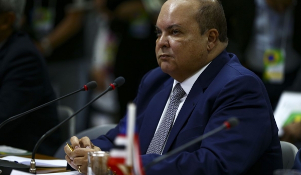 Moraes revoga afastamento do governador do DF, Ibaneis Rocha