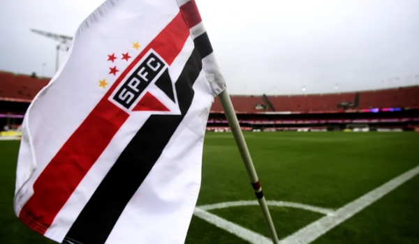 Crise no São Paulo se agrava com derrota em campo e votação de impeachment do presidente