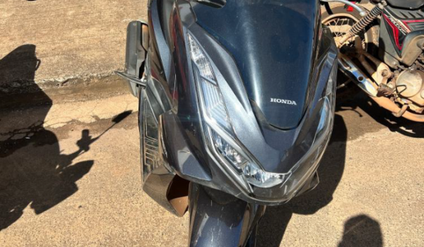 Motociclista sofre fratura após colisão com carro na Vila Maria em Rio Verde