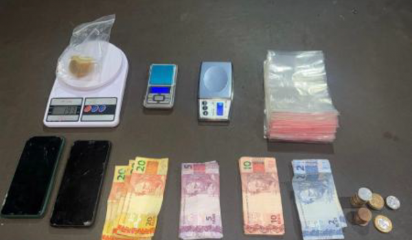 Motorista de app e companheira são presos por tráfico interestadual de drogas em Rio Verde