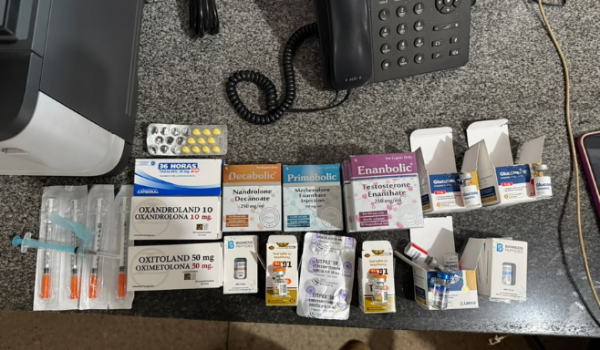 Motorista é preso pela PRF na BR-060, transportando anabolizantes e medicamentos de uso controlado