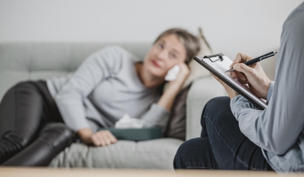 Casos de depressão tem aumentado, saiba como recorrer ao SUS