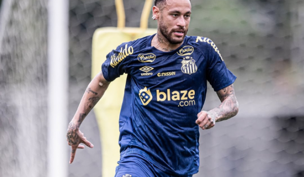 Neymar admite possível aposentadoria e reforça sonho de disputar a Copa do Mundo