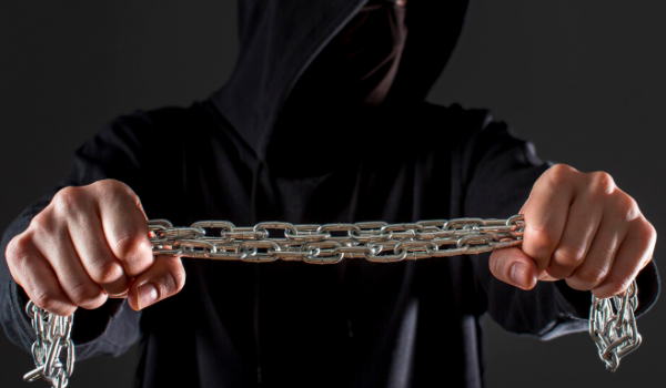 O TRÁFICO DE JOVENS BRASILEIROS PARA A ÁSIA: UMA FERIDA ABERTA