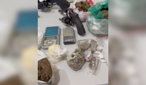 PC desarticula ponto de facção criminosa e apreende armas e drogas no Monte Sião, em Rio Verde