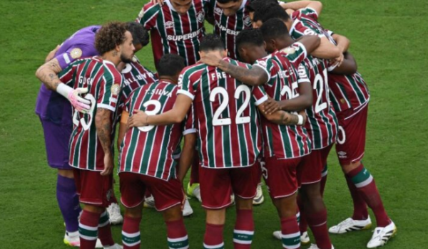 Pessoa em situação de rua invade hotel e dorme em quarto de jogador do Fluminense, nos EUA