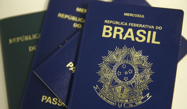 PF divulga que emissão de passaportes está sendo normalizada