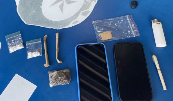 PM desarticula ação de tráfico com adulto preso e menor apreendido no Residencial Atalaia, em Rio Verde