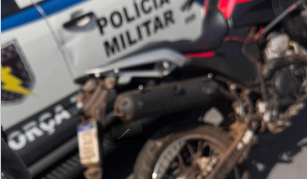 PM localiza motocicleta com registro de apropriação indébita no Centro, em Rio Verde