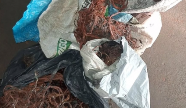 PM recupera cobre furtado em empresa de reciclagem no Setor Industrial, em Rio Verde