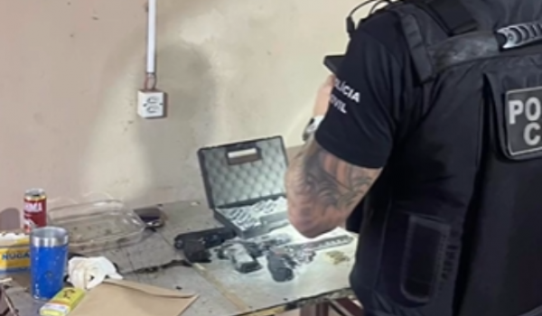 Polícia Civil apreende armas de fogo durante operação por violência doméstica em Maurilândia