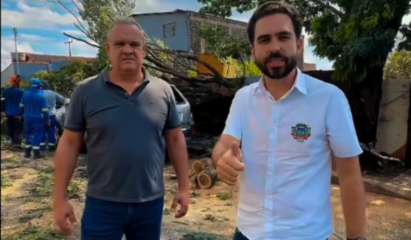 Prefeito Wellington Carrijo anuncia trabalhos de desobstrução de vias após tempestade em Rio Verde