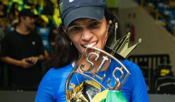 Rayssa Leal se torna pela primeira vez tricampeã da Liga Mundial de Skate