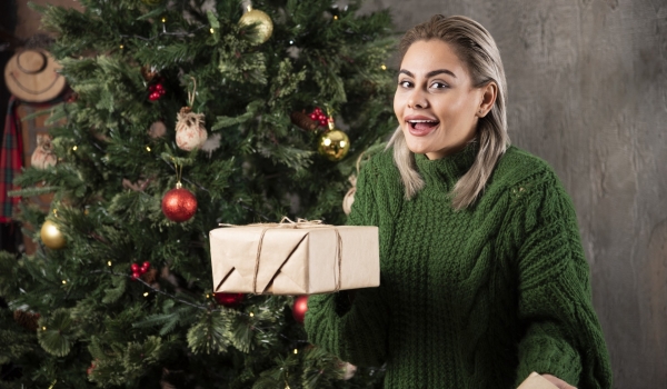 Usar verde no Natal engravida? Superstição volta a ganhar força