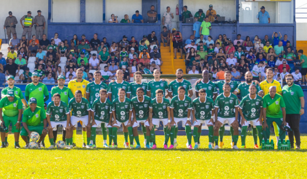 EC Rio Verde dá show de goleada e faz 8 a 1 contra o Pires do Rio no Estádio Mozart Veloso