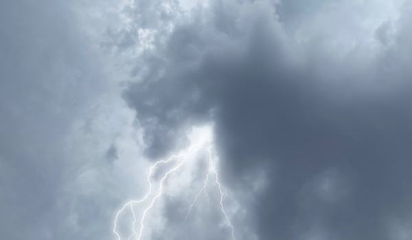 Rio Verde fica em 2º lugar com maior número de raios registrados em Goiás em 2025