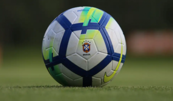 RJ define ponto facultativo nesta quarta-feira (17) devido a partidas de Flamengo e Vasco